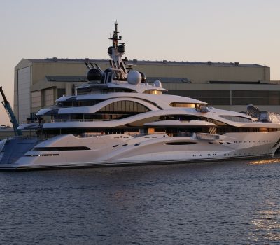 luxury-yacht-3430348_1920